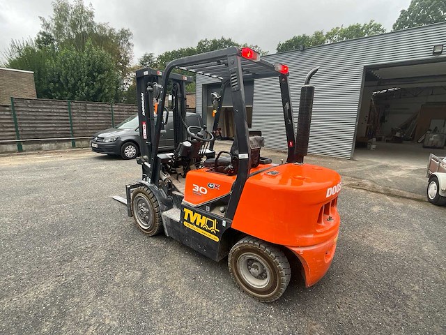 2016 doosan d30g-5 - vorkheftruck - afbeelding 11 van  17