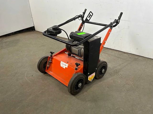 2016 eliet e 401 electric verticuteermachine 40cm 220v - afbeelding 1 van  7