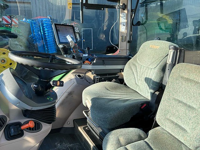 2016 fendt 724 vario vierwielaangedreven landbouwtractor - afbeelding 9 van  21
