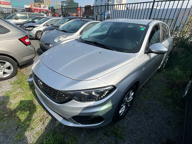 2016 fiat tipo personenauto - afbeelding 1 van  25
