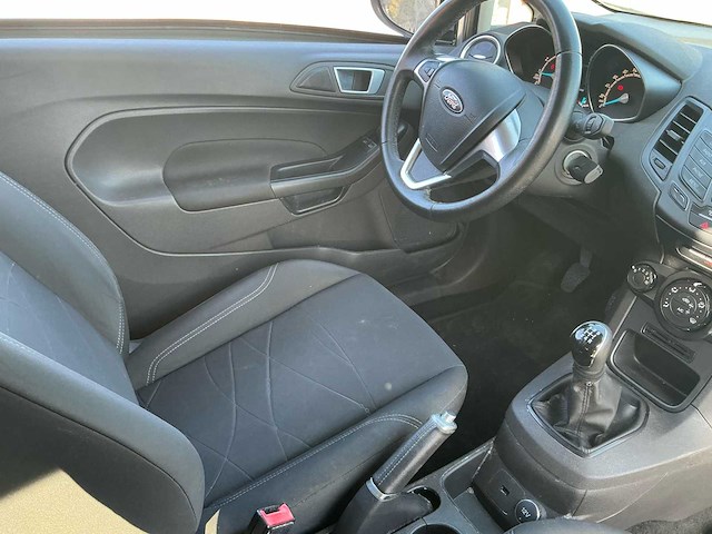 2016 ford fiesta hatchback personenauto - afbeelding 5 van  30