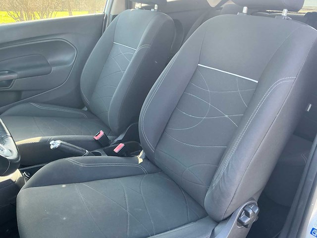 2016 ford fiesta hatchback personenauto - afbeelding 10 van  30