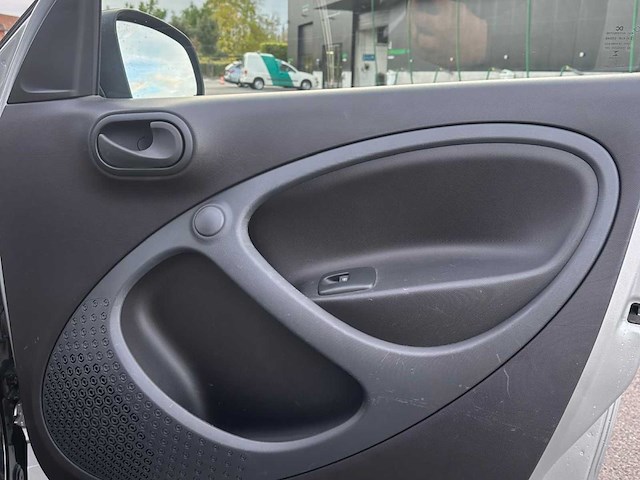 2016 forfour personenauto - afbeelding 9 van  34