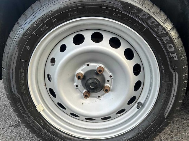 2016 forfour personenauto - afbeelding 31 van  34