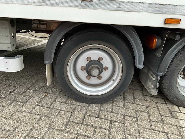 2016 fuso canter vrachtwagen met oplegger - afbeelding 4 van  43