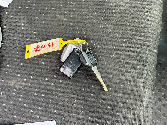 2016 fuso canter vrachtwagen met oplegger - afbeelding 29 van  43