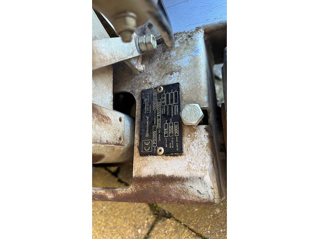 2016 husqvarna fs305 vloerzaagmachine - afbeelding 6 van  6