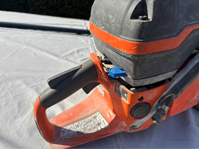 2016 husqvarna k970 betonzaag - afbeelding 11 van  12