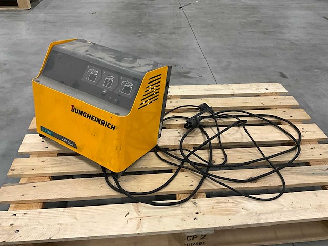 2016 jungheinrich slt 100 acculader - afbeelding 1 van  6