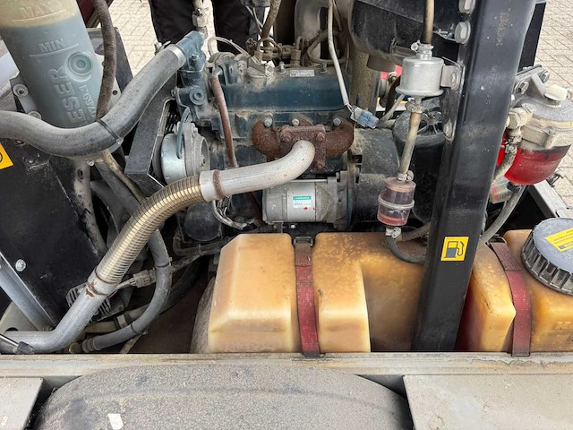 2016 kaeser m20 mobiele bouwcompressor - 7 bar - 14kw - afbeelding 4 van  16