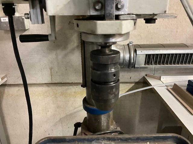 2016 kapema bm25 kolomboormachine op zolderverdieping - afbeelding 7 van  7