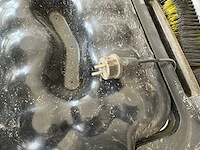 2016 kärcher professional km 90/60 r zelfrijdende veegmachine - afbeelding 7 van  7