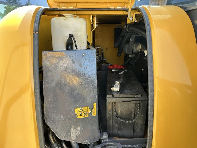 2016 komatsu pc56-7 midigraafmachine - afbeelding 15 van  28