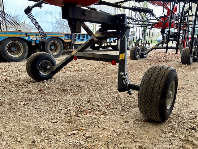 2016 kubota ra2071t vario rotary rake - afbeelding 8 van  31