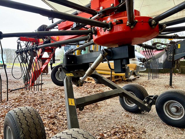 2016 kubota ra2071t vario rotary rake - afbeelding 16 van  31