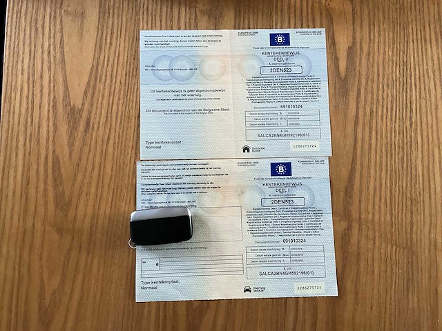 2016 land rover discovery sport 2.0 td4 hse personenauto - afbeelding 29 van  39