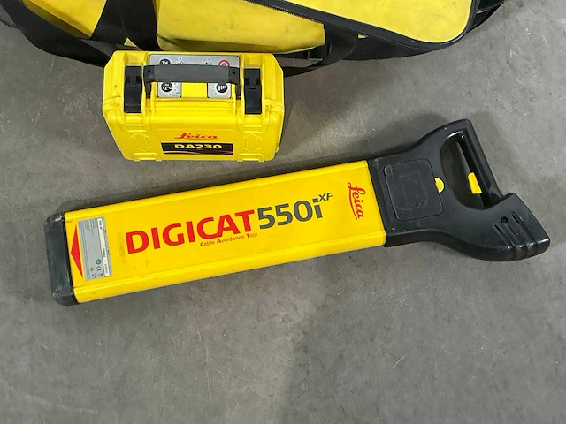 2016 leica digicat 550i xf kabelzoeker met diepte uitlezing incl. generator - afbeelding 2 van  6