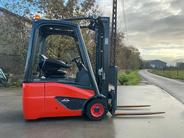 2016 linde e14-02 vorkheftruck - afbeelding 13 van  47
