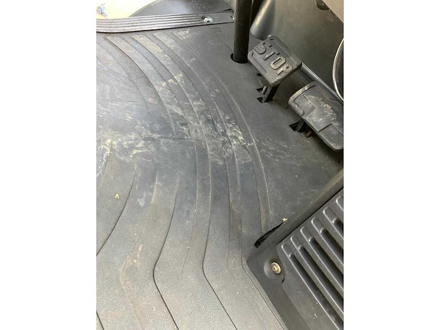 2016 linde h25d vorkheftruck met rotator + arm - afbeelding 24 van  55