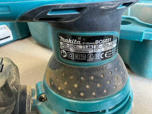 2016 makita bo5031 schuurmachine - afbeelding 2 van  2