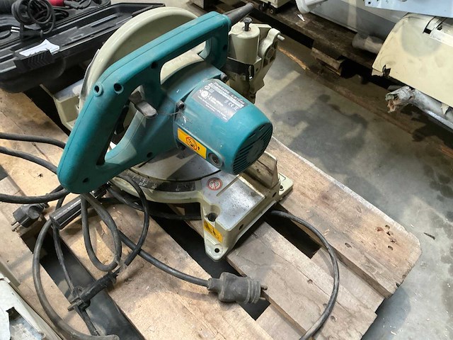 2016 makita ls1040 afkortcirkelzaagmachine - afbeelding 1 van  3