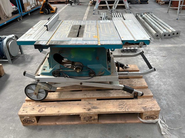 2016 makita mlt100 tafelcirkelzaagmachine - afbeelding 3 van  5