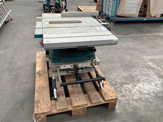 2016 makita mlt100 tafelcirkelzaagmachine - afbeelding 4 van  5