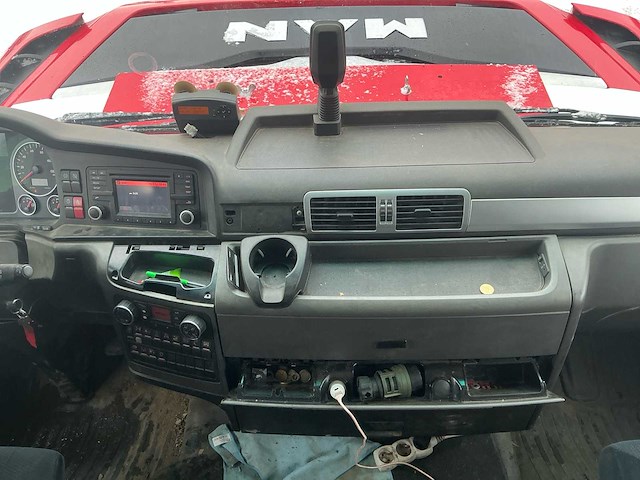 2016 man tgx vrachtwagen - afbeelding 19 van  45