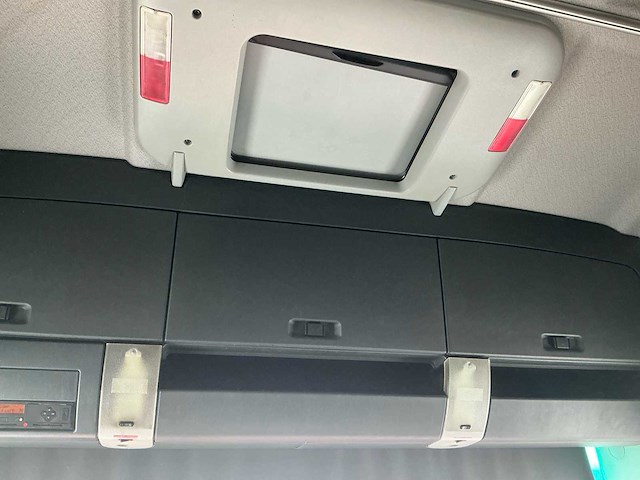 2016 man tgx vrachtwagen - afbeelding 25 van  45