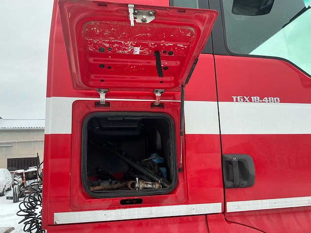 2016 man tgx vrachtwagen - afbeelding 32 van  45