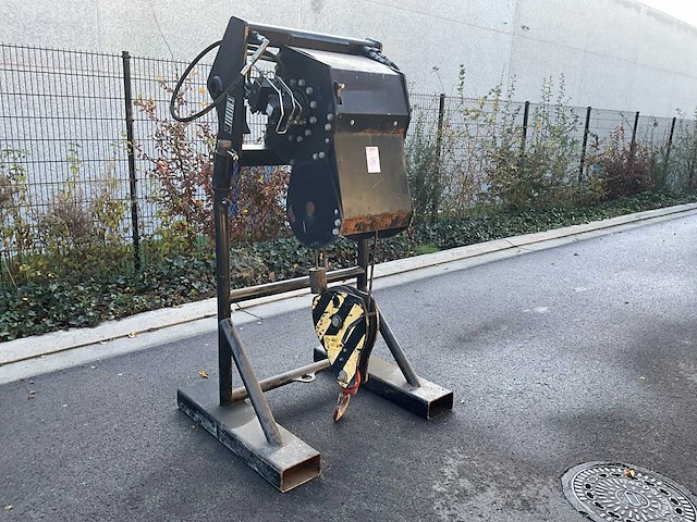 2016 manitou treuil 5t hydraulische lier - afbeelding 6 van  12