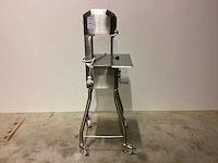 2016 matton model op voet vleeszaagmachine - afbeelding 2 van  6