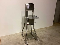 2016 matton model op voet vleeszaagmachine - afbeelding 4 van  6