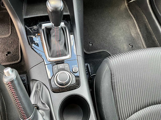 2016 mazda 3 2.0l - 79 327km automaat benzine personenauto - afbeelding 8 van  30