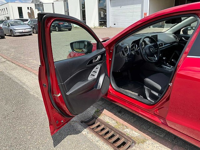 2016 mazda 3 2.0l - 79 327km automaat benzine personenauto - afbeelding 30 van  30