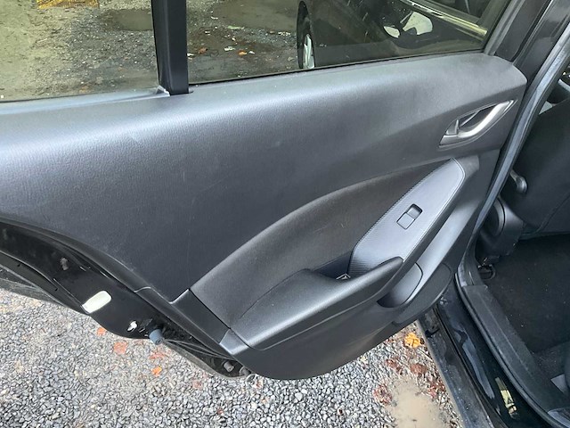 2016 mazda 3 personenauto - afbeelding 10 van  31