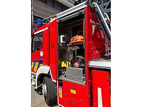 2016 mercedes-benz atego rosenbauer l32a-xs autoladder - afbeelding 44 van  46