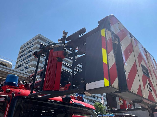 2016 mercedes-benz atego rosenbauer l32a-xs autoladder - afbeelding 15 van  17
