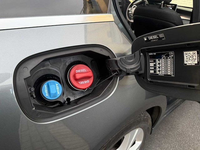 2016 mercedes-benz c 180 personenauto - afbeelding 14 van  44