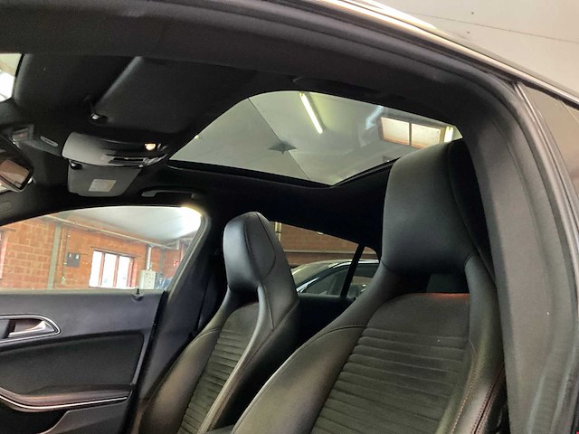 2016 mercedes-benz cla 180 personenauto - afbeelding 15 van  34