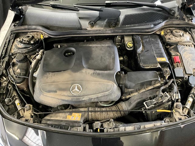 2016 mercedes-benz cla 180 personenauto - afbeelding 20 van  34