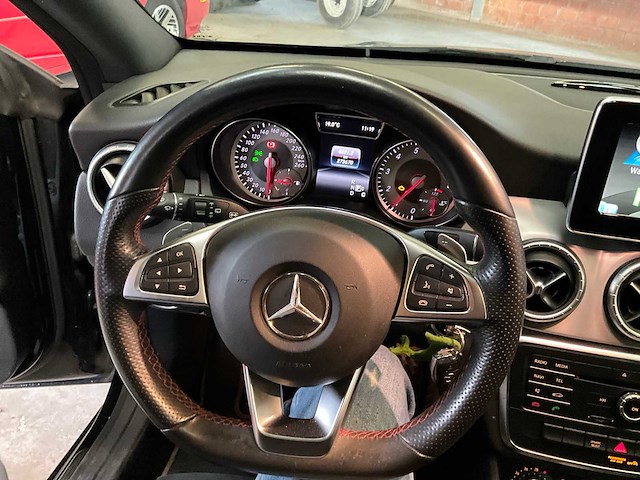 2016 mercedes-benz cla 180 personenauto - afbeelding 7 van  18