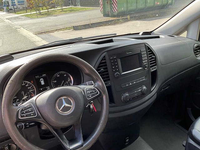 2016 mercedes-benz vito - 6 zitplaatsen - automaat bedrijfswagen - afbeelding 3 van  18