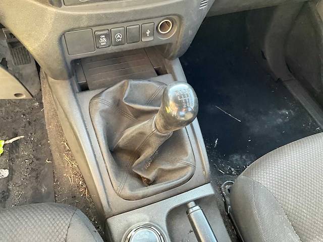 2016 mitsubishi l200 lichte vrachtwagen - afbeelding 7 van  38