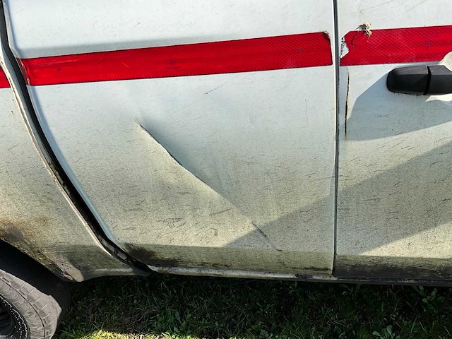 2016 mitsubishi l200 lichte vrachtwagen - afbeelding 15 van  38