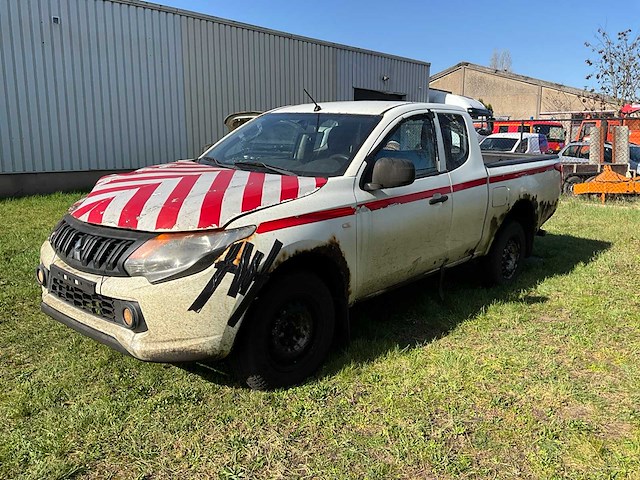 2016 mitsubishi l200 lichte vrachtwagen - afbeelding 29 van  38