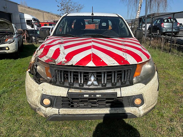 2016 mitsubishi l200 lichte vrachtwagen - afbeelding 27 van  38
