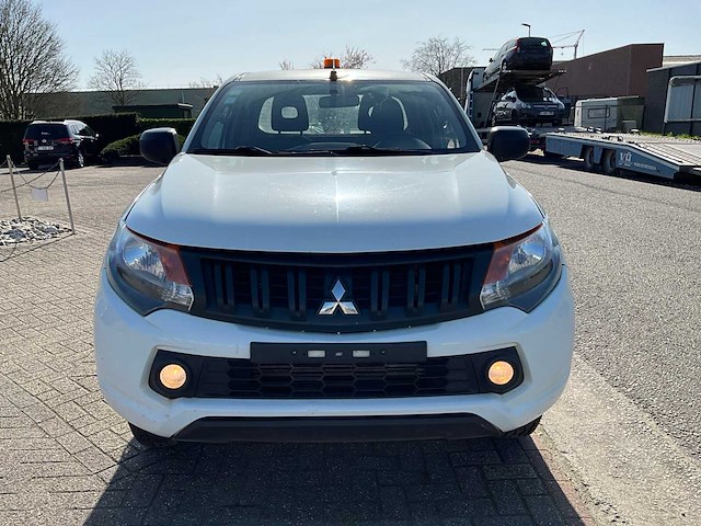 2016 mitsubishi l200 lichte vrachtwagen - afbeelding 27 van  27