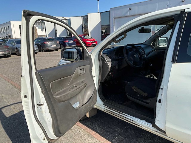 2016 mitsubishi l200 lichte vrachtwagen - afbeelding 10 van  33
