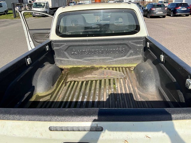 2016 mitsubishi l200 lichte vrachtwagen - afbeelding 25 van  33